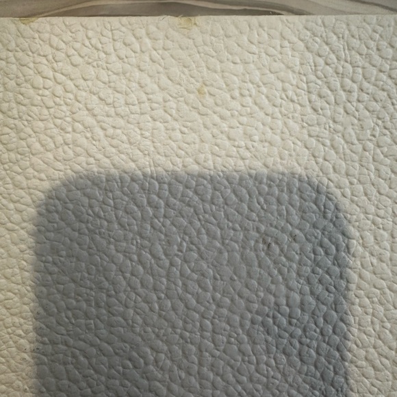 Dior White and Gold Box - Picture 6 of 10